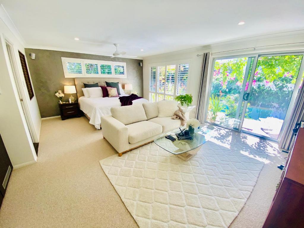 Casuarina Beach 4 bedroom home photo 3