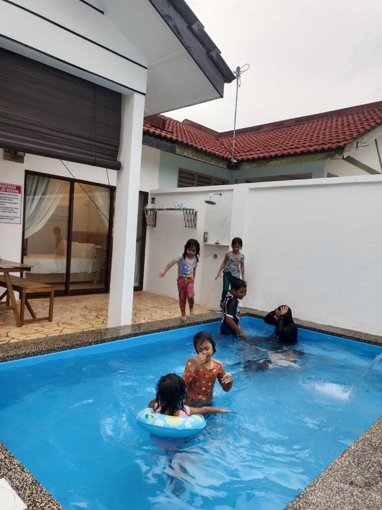 Angsamas Villa Seremban Kids Private Pool & Jacuzzi photo 4