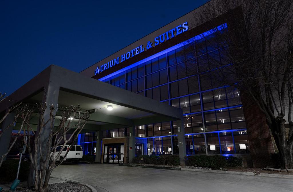 Atrium Hotel and Suites DFW Airport South image