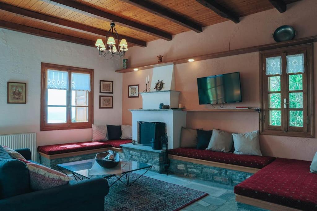 VILLA GEOLENA photo 1