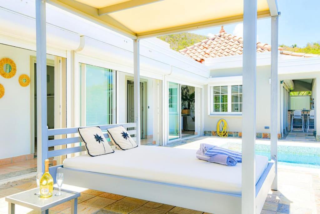 Villa Caraibe Sea 5 min walk to Orient Bay beach photo 1