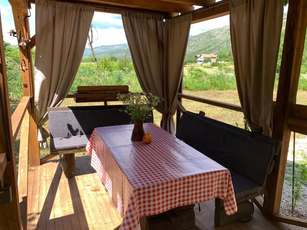 Cozy Treehouse with private sand beach photo 4