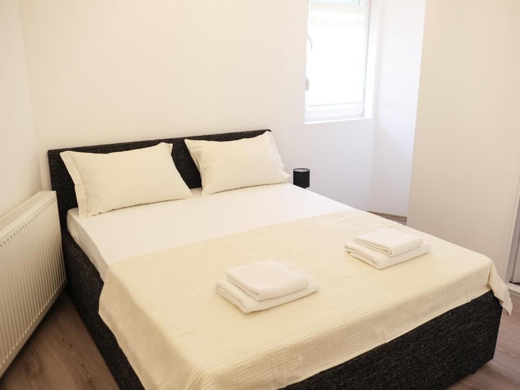 Hexagon Apartment