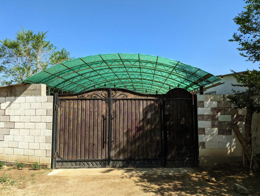 Guest House Ainazik photo 1