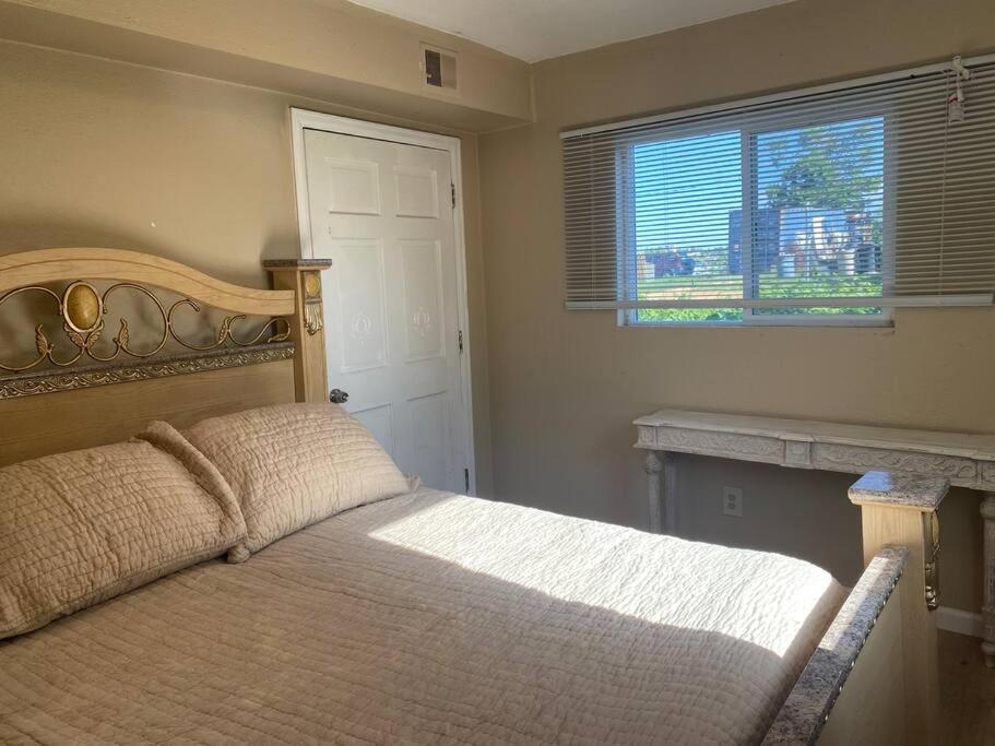 2-bedroom near hwy. 24 & I-25 photo 1
