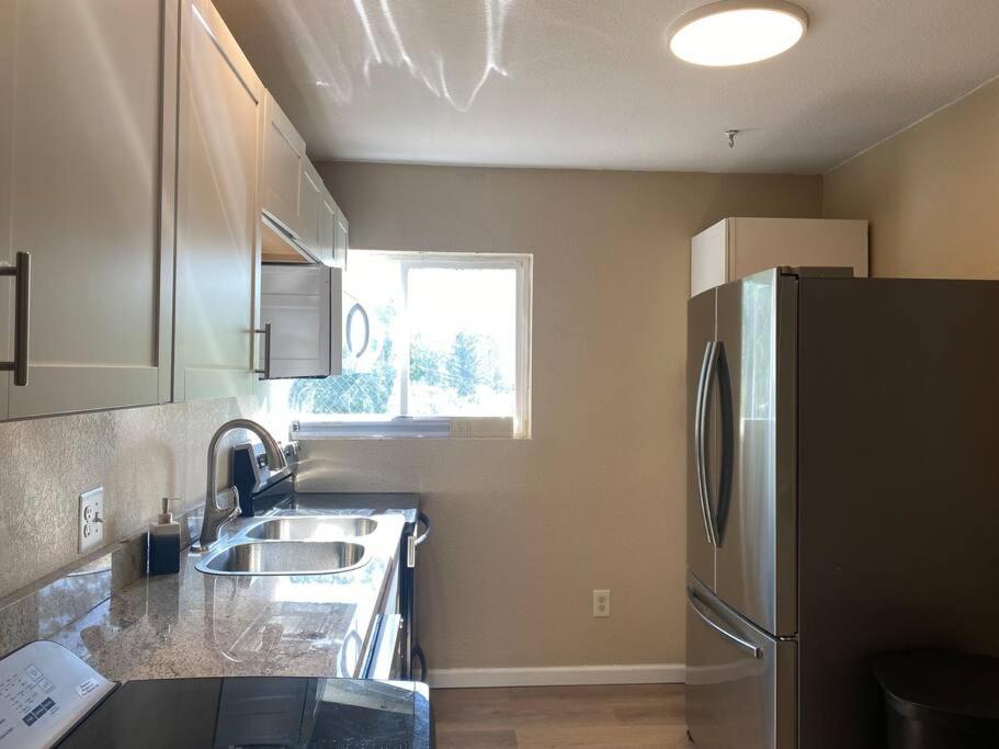 2-bedroom near hwy. 24 & I-25 photo 2