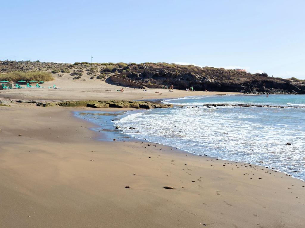 Live Abades Playa Chica & terrace photo 1
