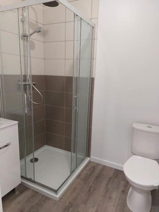 SER2 Studio , 2 lits simples, wifi, sweet home photo 4