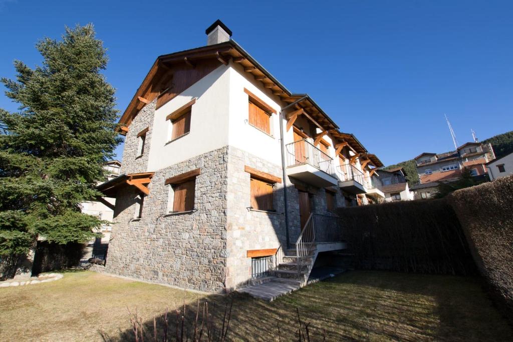 Casa amb jardí Alp