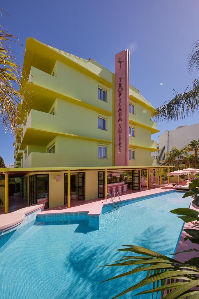 Tropicana Ibiza Suites - Adults Only photo 2