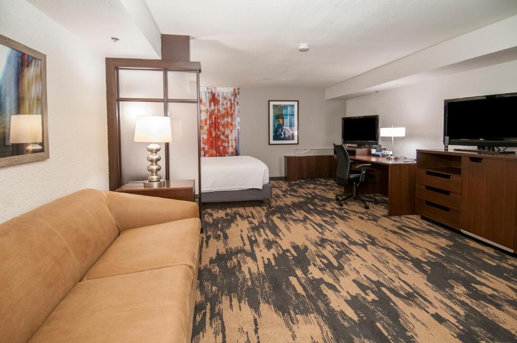 Fairfield Inn & Suites by Marriott Dallas DFW Airport South/Irving photo 3