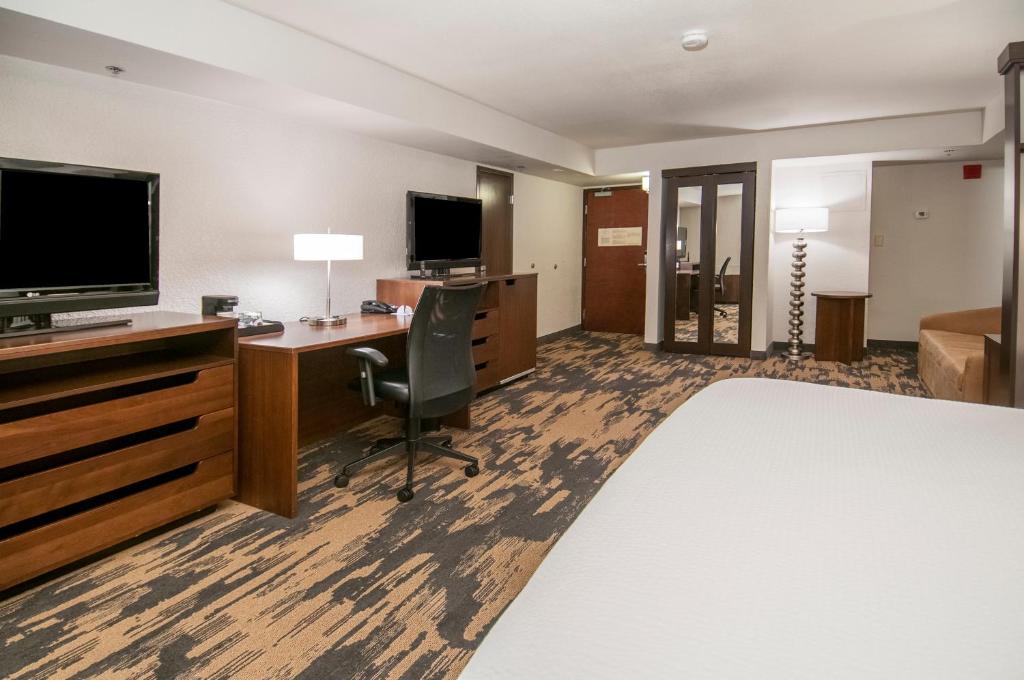 Fairfield Inn & Suites by Marriott Dallas DFW Airport South/Irving photo 4