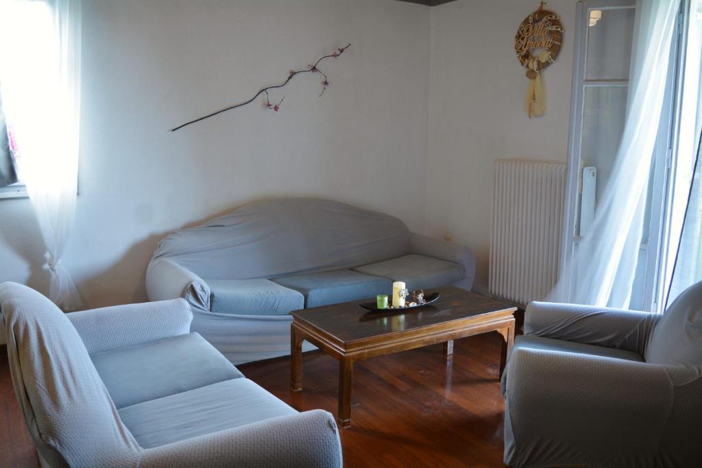 Afroditi first floor apartment photo 4