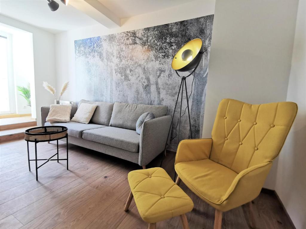BohnApartments- Haus am Markt - 1 und 2 OG - 4 Schlafzimmer - Vollausstattung - WLAN - Zentrum photo 1