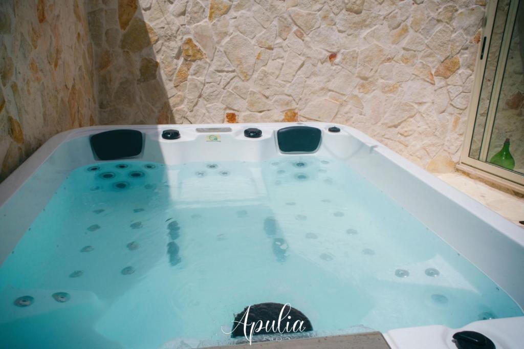 Apulia Relax Room - Tap to explore photos