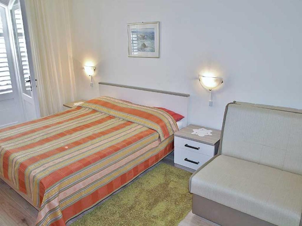 Rab Elizabeta rooms first line to the sea photo 3