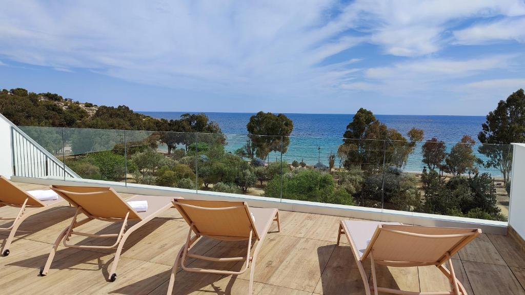 ALLONBAY sea front luxury penthouse photo 1