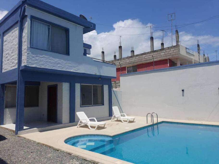 Amplia casa en Tonsupa con piscina privada y WIFI photo 1