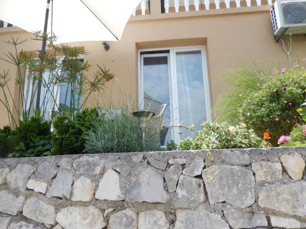 Apartments and rooms with parking space Sobra, Mljet - 18465 photo 1