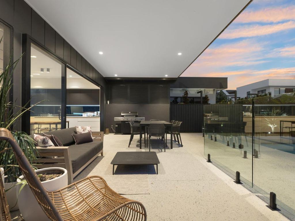 Breeze at Salt with Heated Pool photo 4