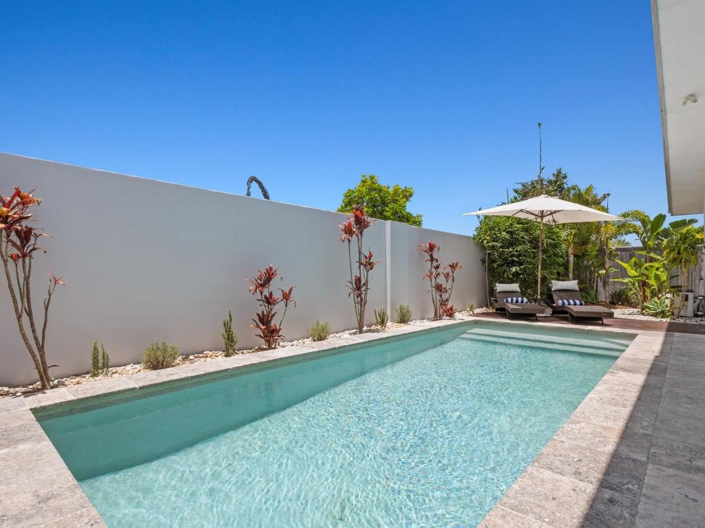 Coastal Hideaway in the heart of Casuarina with Pool