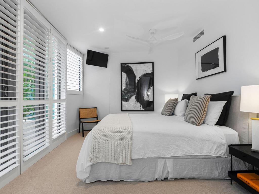 Cotton Beach 94 Spacious Apartment with Bush View - Beachfront Complex with Pool - Tap to explore photos