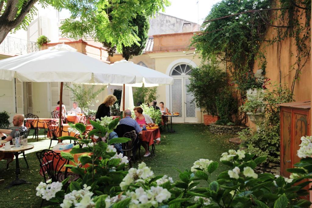 Hôtel du Fiacre photo 4