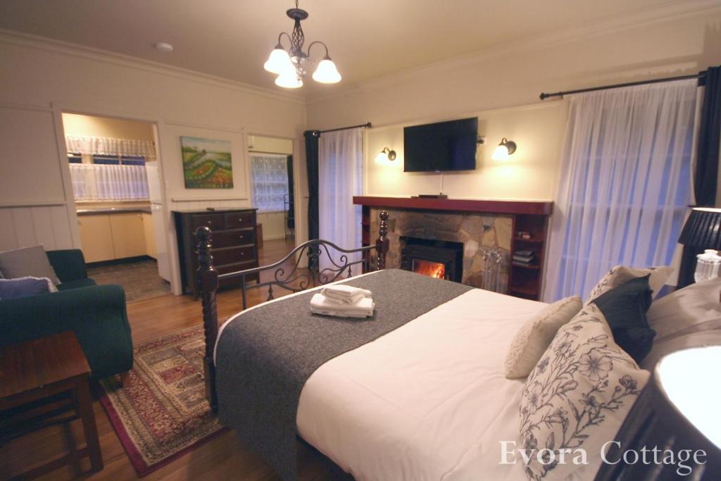 Tudor Cottages photo 3