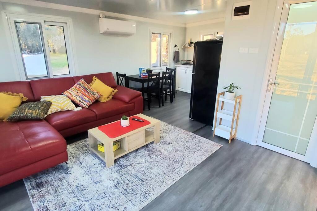 Honey Wines Aust. Tiny House photo 1