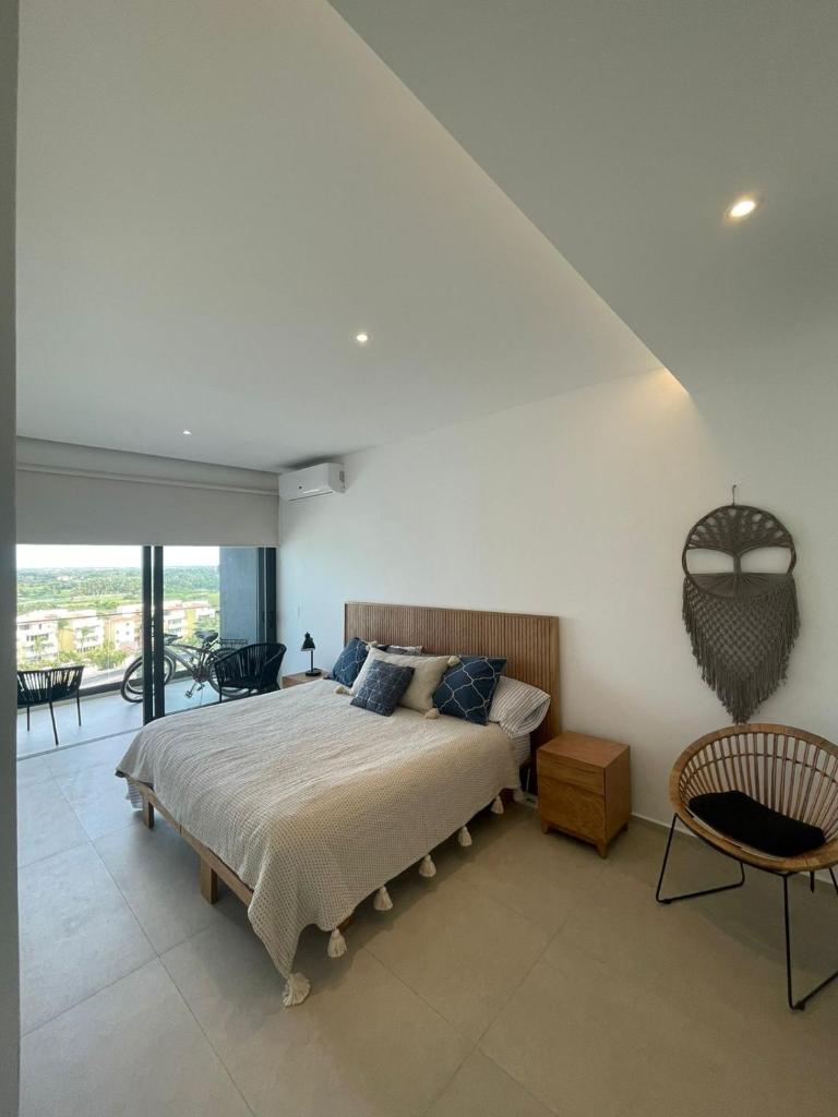 Aria Ocean Pacific photo 1