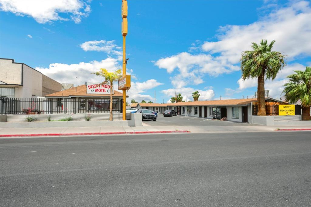 Desert Moon Motel image