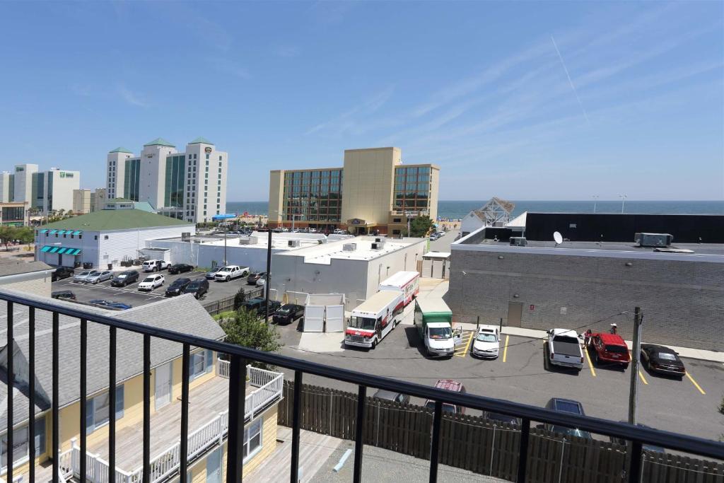 Blue Marlin Motel photo 3