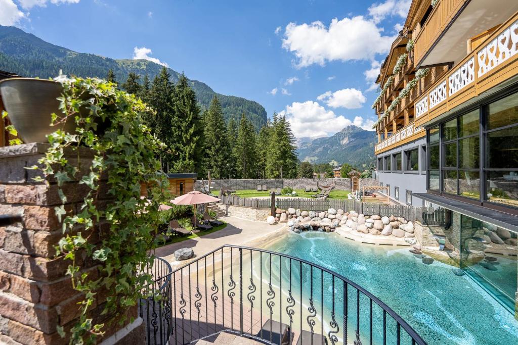 Croce Bianca Leisure & Spa Hotel photo 2