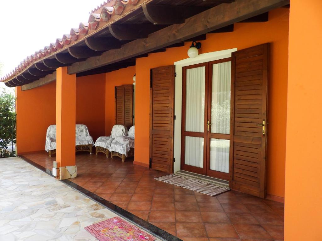 Le Due Tortore Home Holiday - Villa con splendido giardino ad un minuto a piedi dal mare photo 1