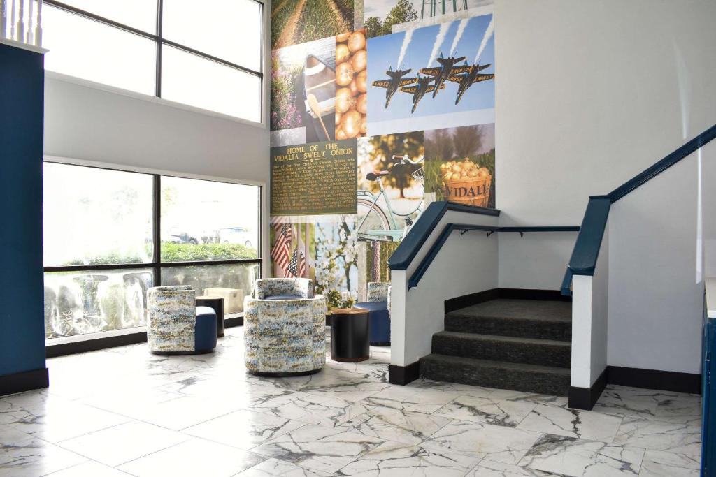 Clarion Pointe Vidalia - Lyons West image