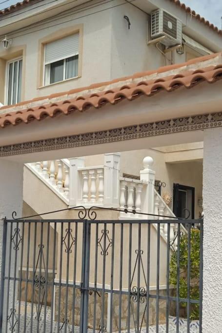 Lovely Detached 3 bedroom Villa, communal pool in Quesada photo 1