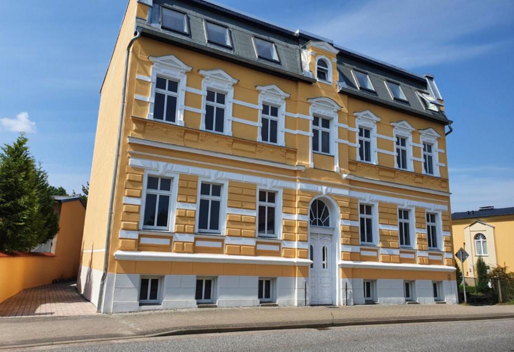 Alt-Berliner Schwanenhof - Ferienwohnungen Lychen