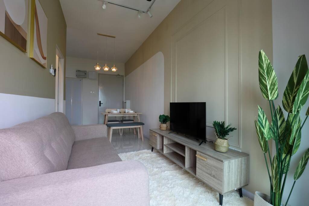 5 Pax The Glenz New Cozy Homestay