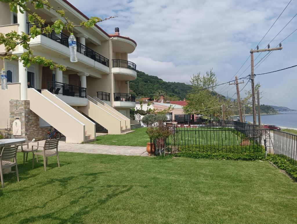 Perdikis Apartments - Paliouria photo 3