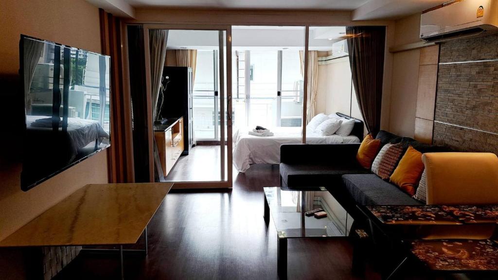 6D-3bedrooms35bathdowntown Bangkok Near BtsMrt photo 3