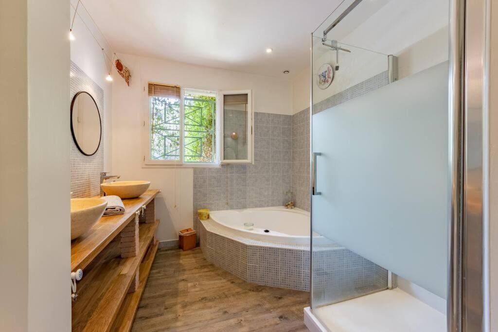La Quiétude, maison paisible avec piscine photo 2