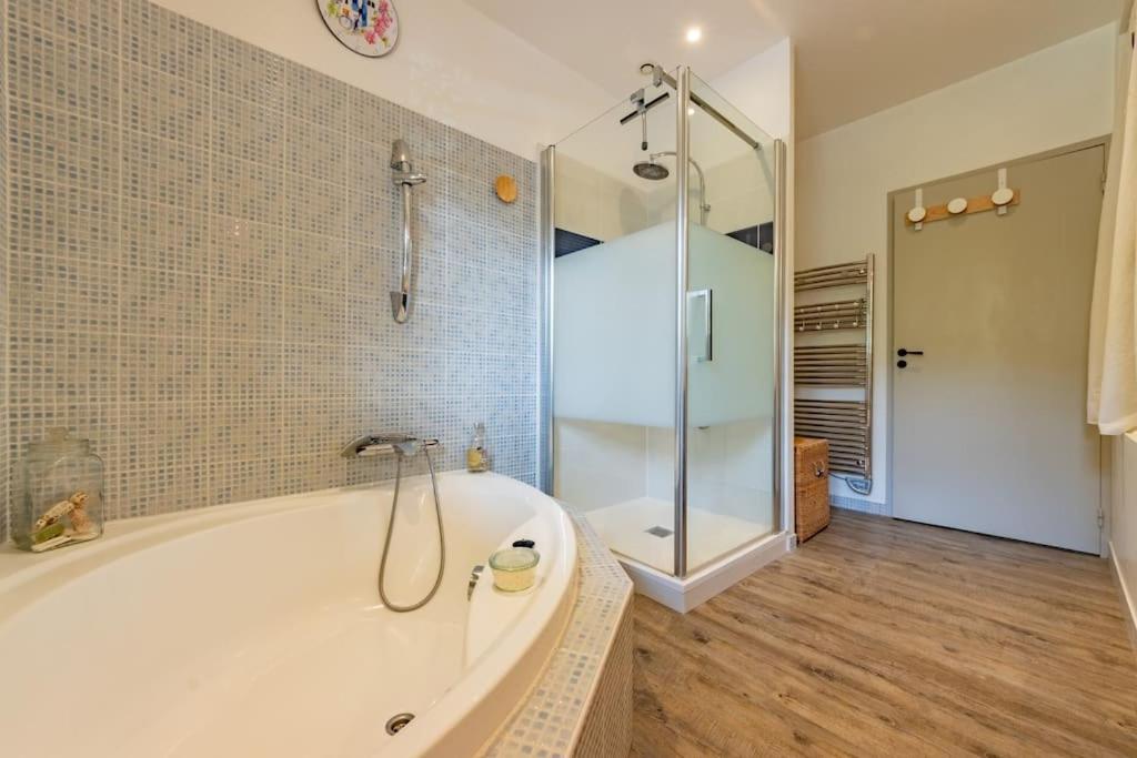 La Quiétude, maison paisible avec piscine photo 3