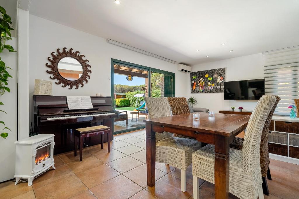 Hauzify I Villa Sagrera photo 4