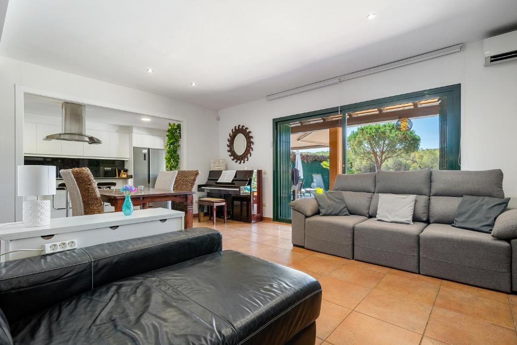 Hauzify I Villa Sagrera photo 3