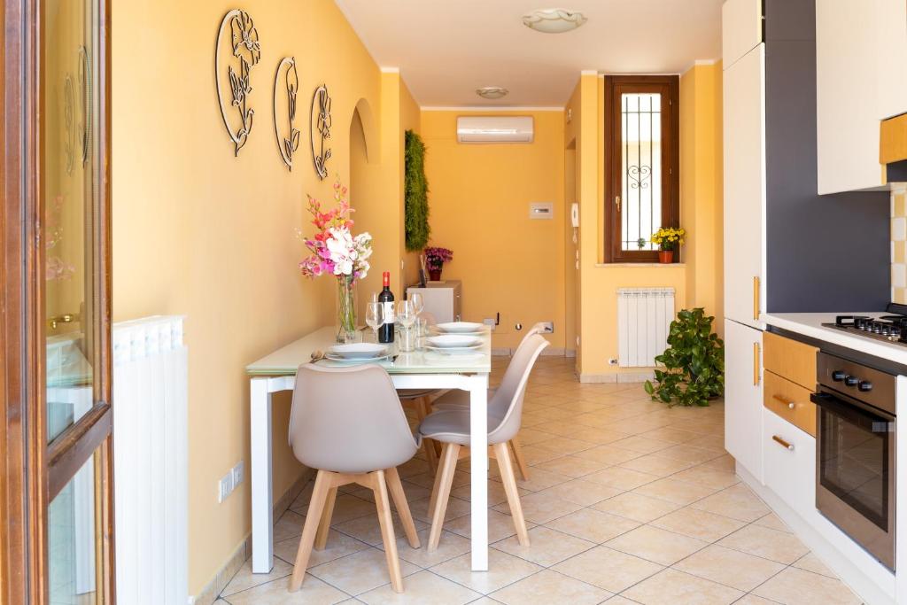 Modern house with courtyard and parking - Assisi photo 4