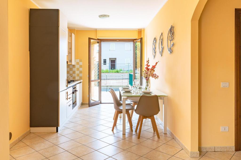 Modern house with courtyard and parking - Assisi photo 3
