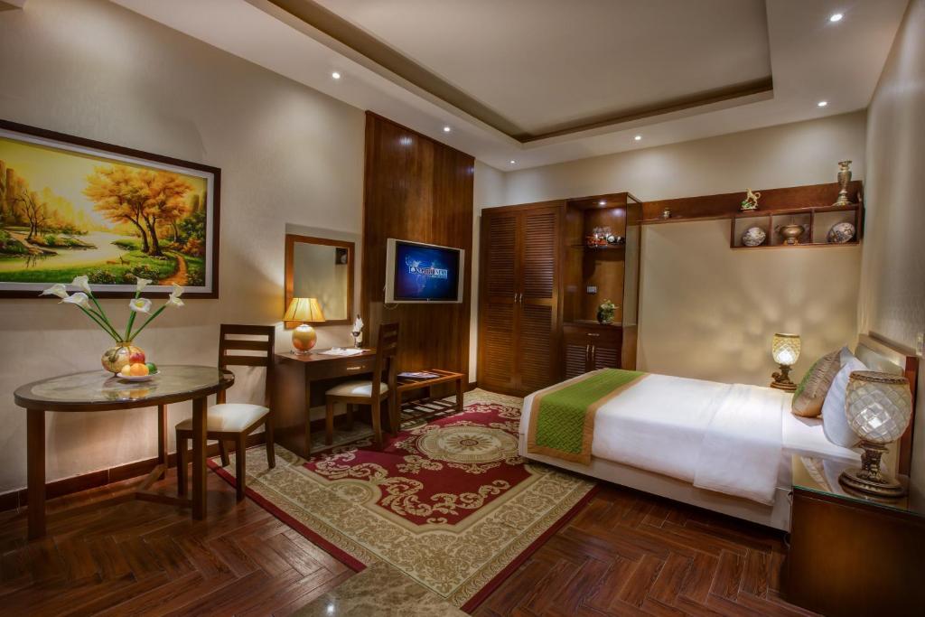 Апартаменты (Апартаменты-студио), Emerald Hotel