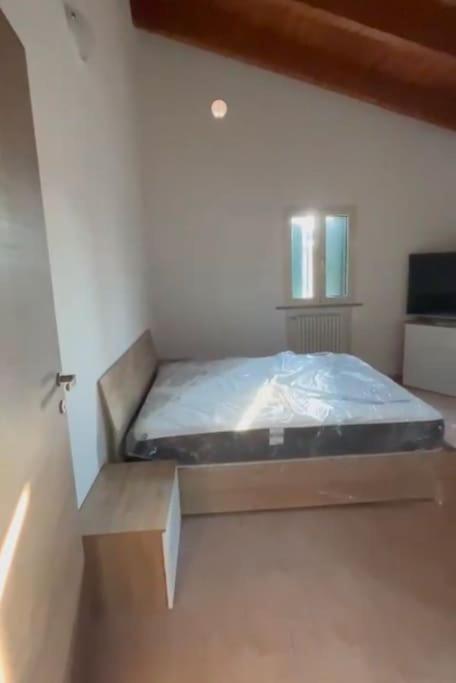 Appartamento moderno con 2 camere grandi e lavanderia photo 1