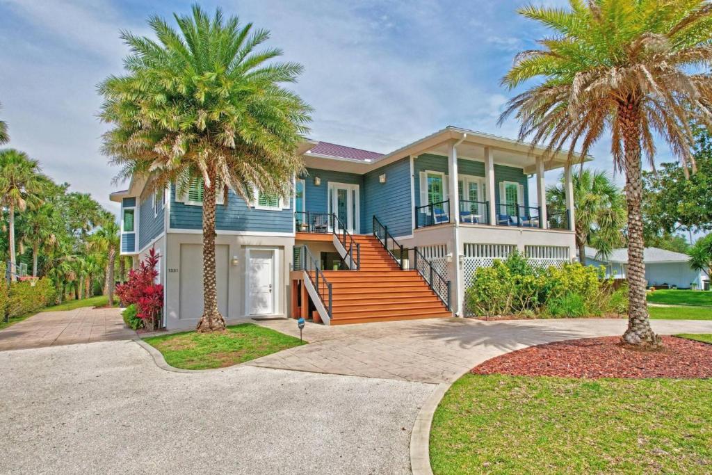 Exquisite Resort Style Pool Home - Lambert Ave - Flagler Beach