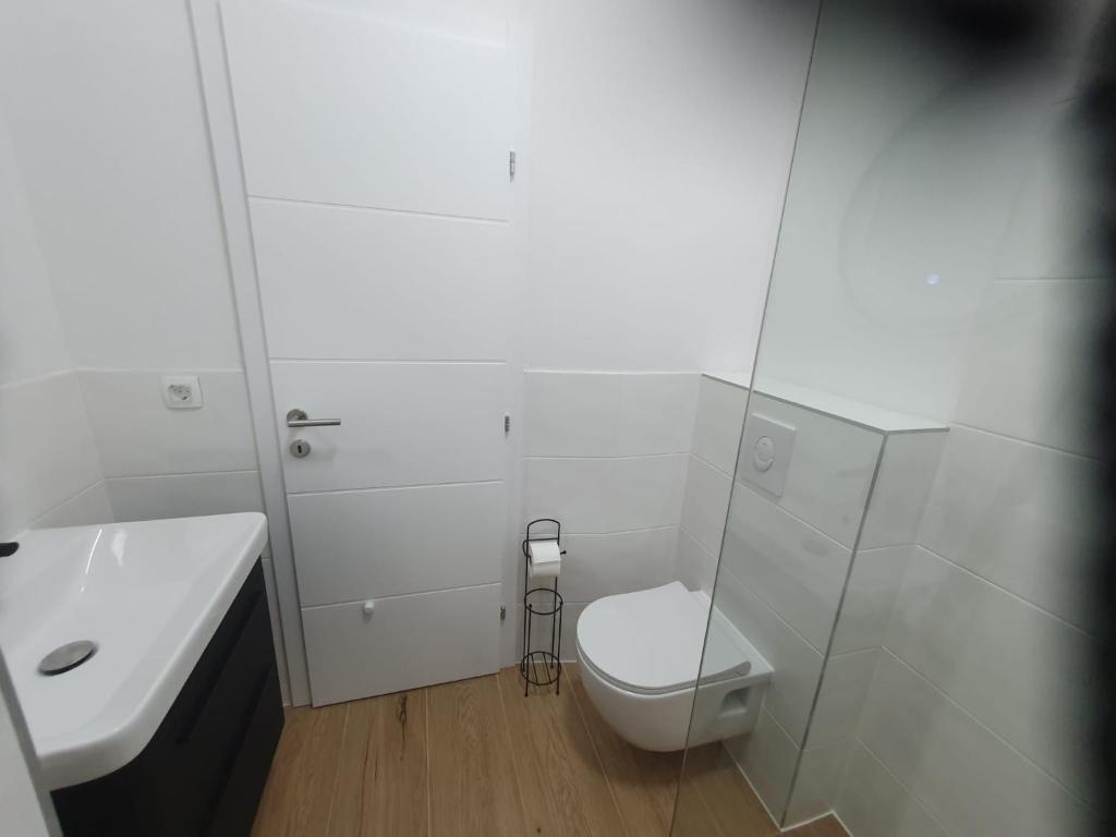 MB Apartman photo 3